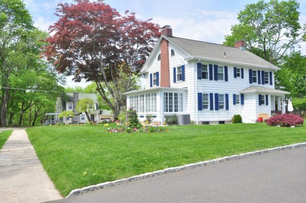 south jersey garden in spring